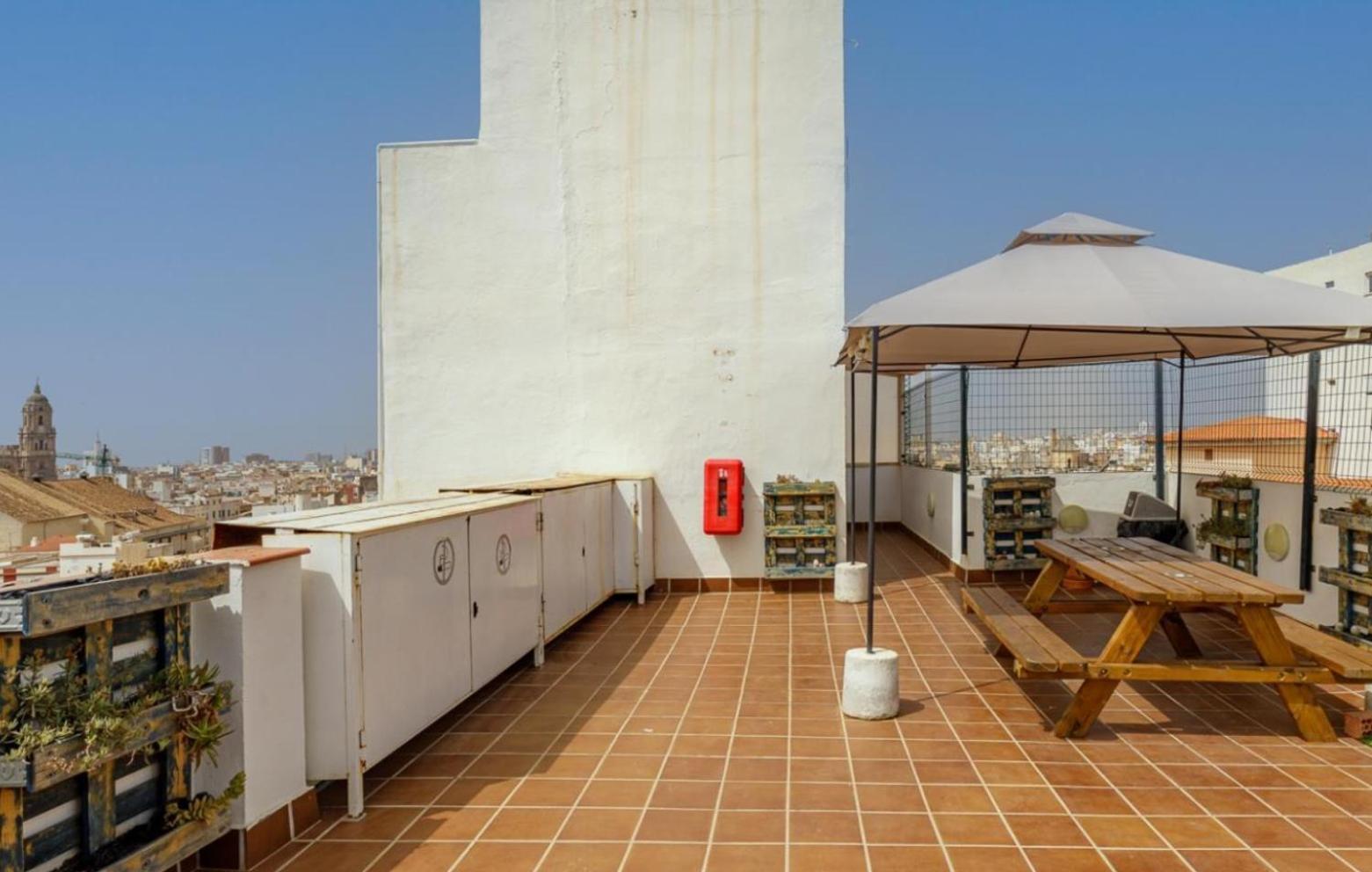 Ferienwohnung Apartamento Centrico La Merced 2 - Free Parking & Free Gym Málaga Exterior foto